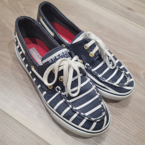 sperry size compared to vans